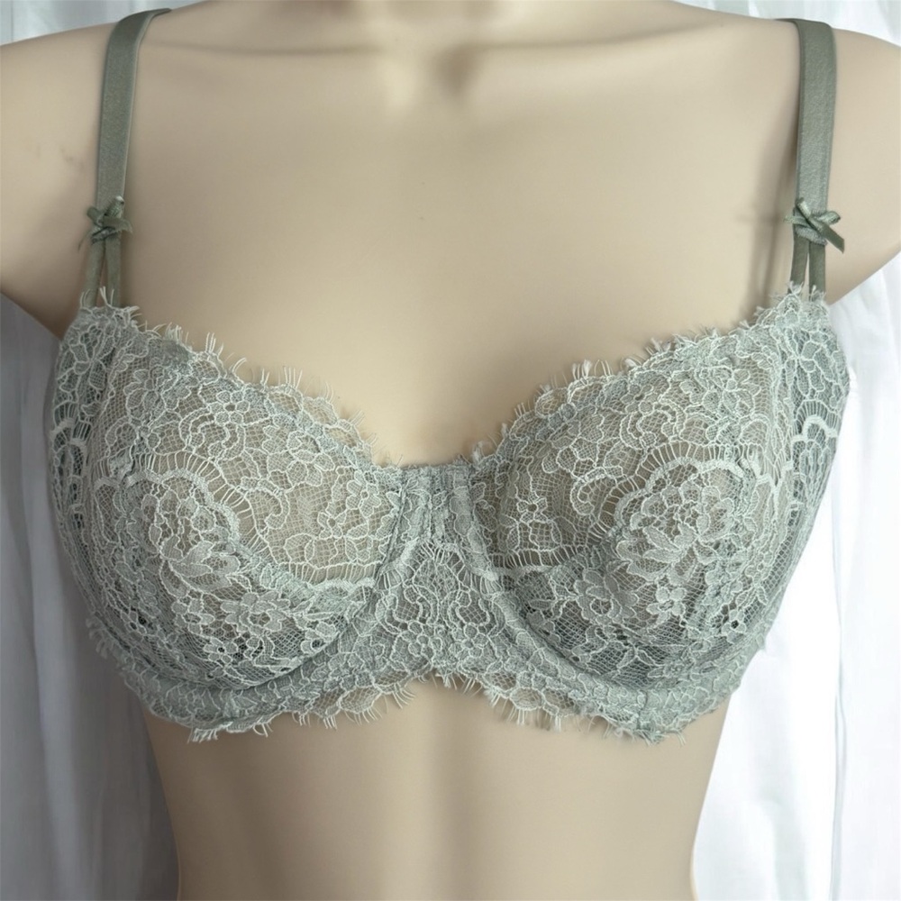 Victoria's Secret Dream Angels Green Bra Push Up Without Padding Size 32DD